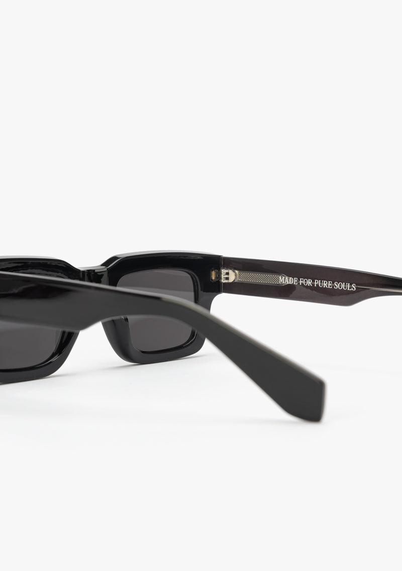 Monclair black sunglasses