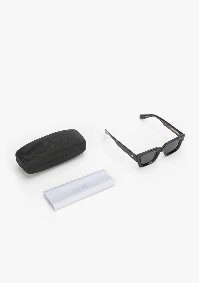 Monclair black sunglasses