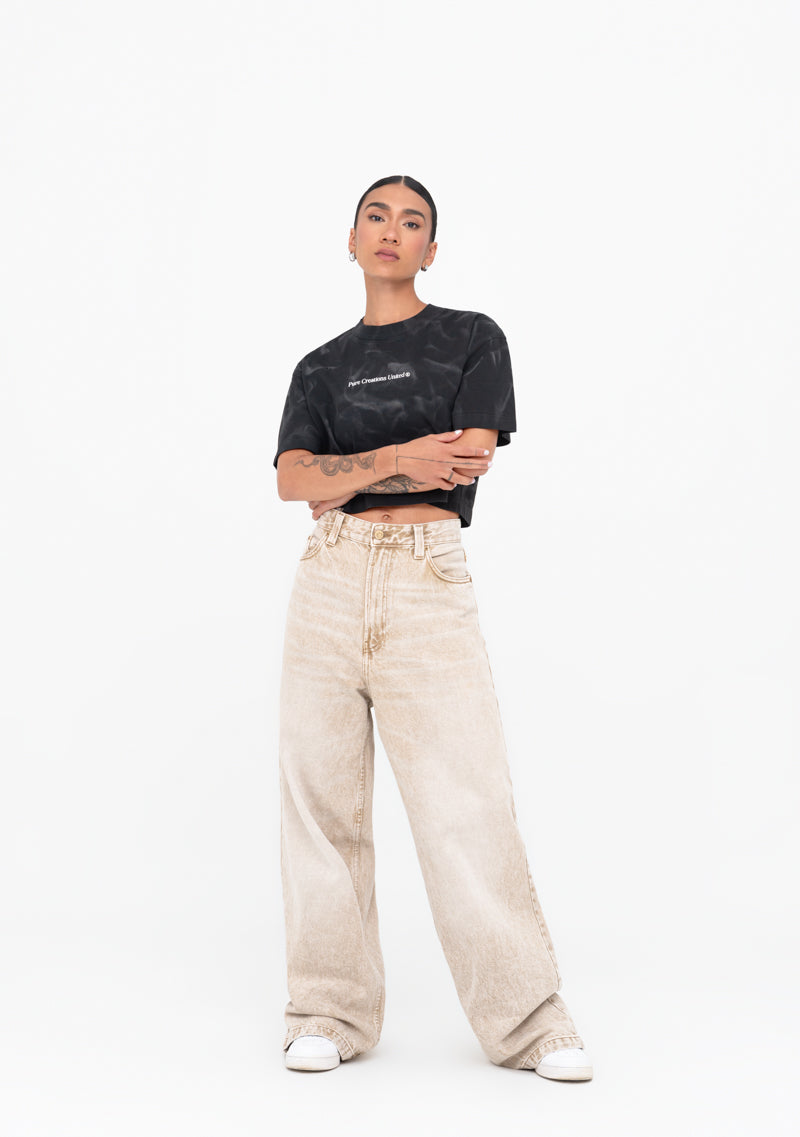 Áurea black washed crop top