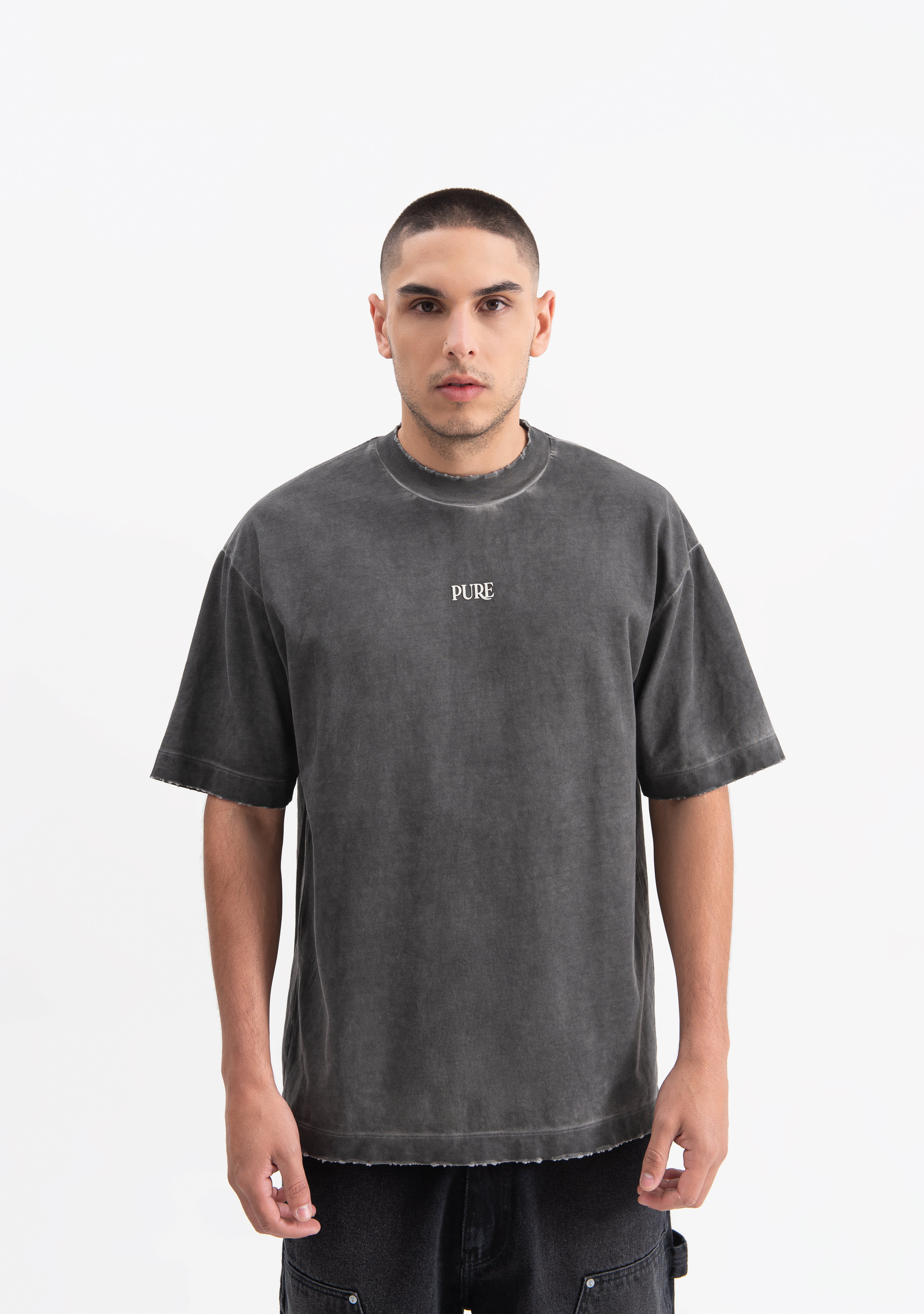 knockout black gloves T-shirt