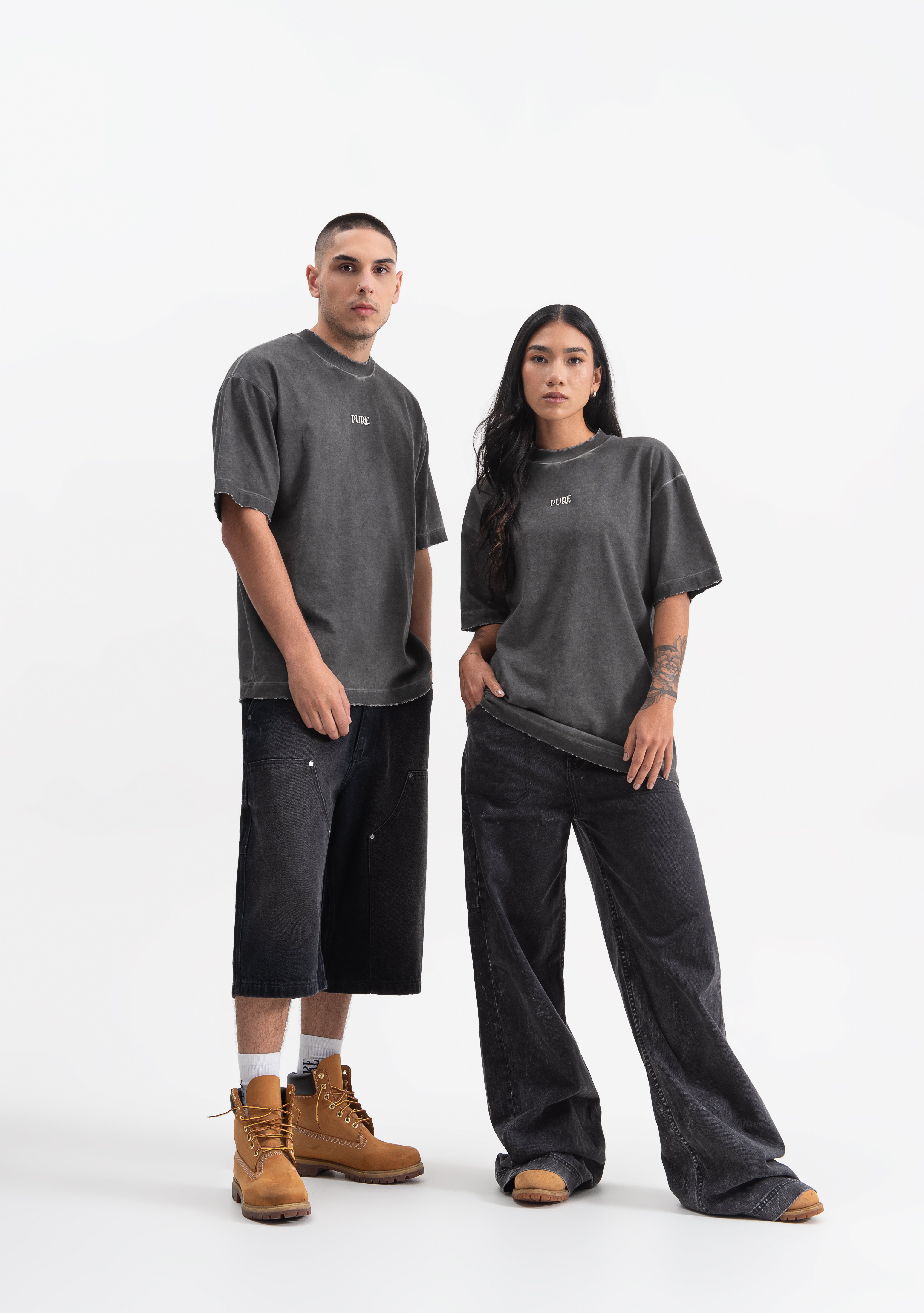 knockout black gloves T-shirt