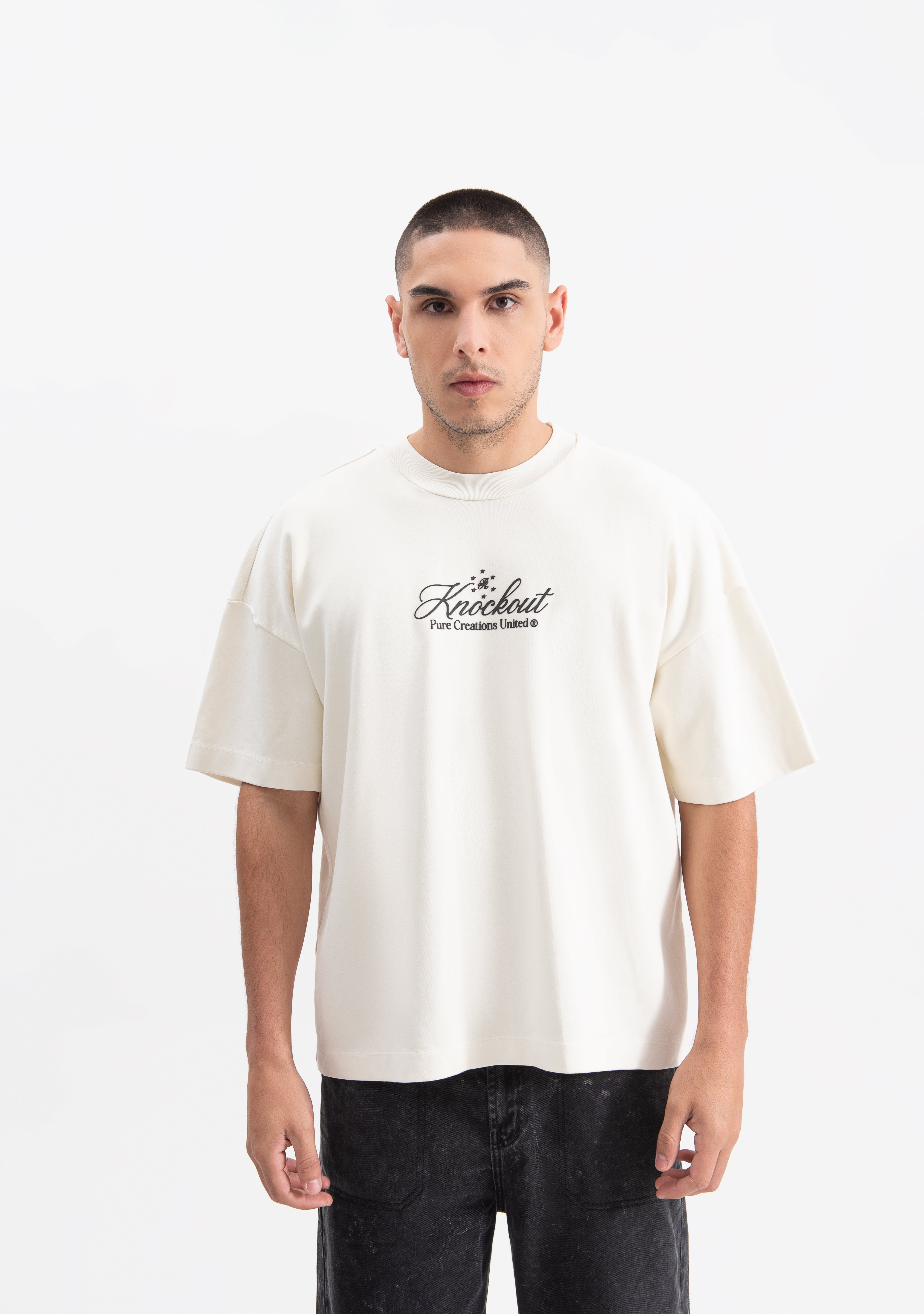 Knockout cream gloves t-shirt