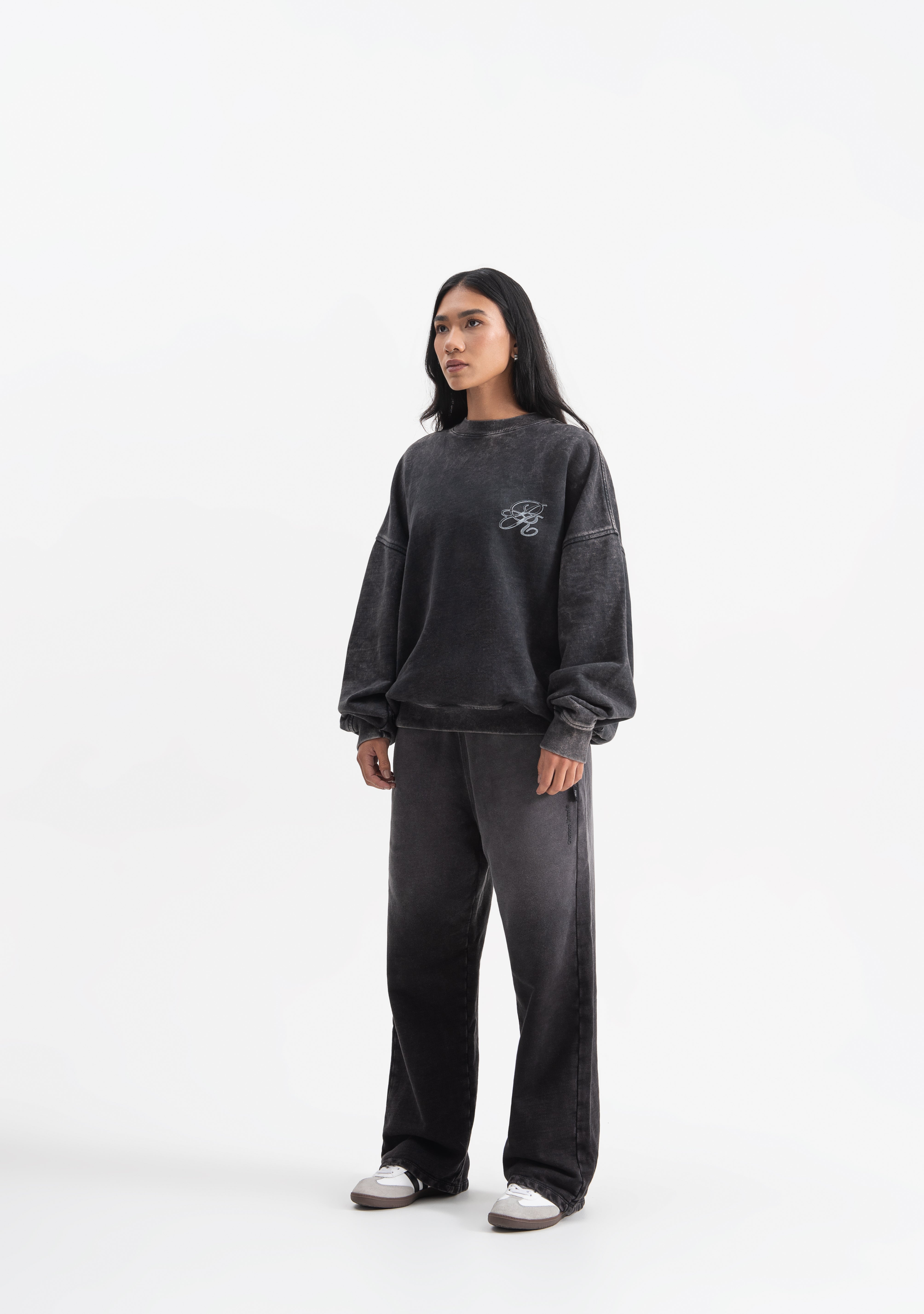 Knockout Black crewneck