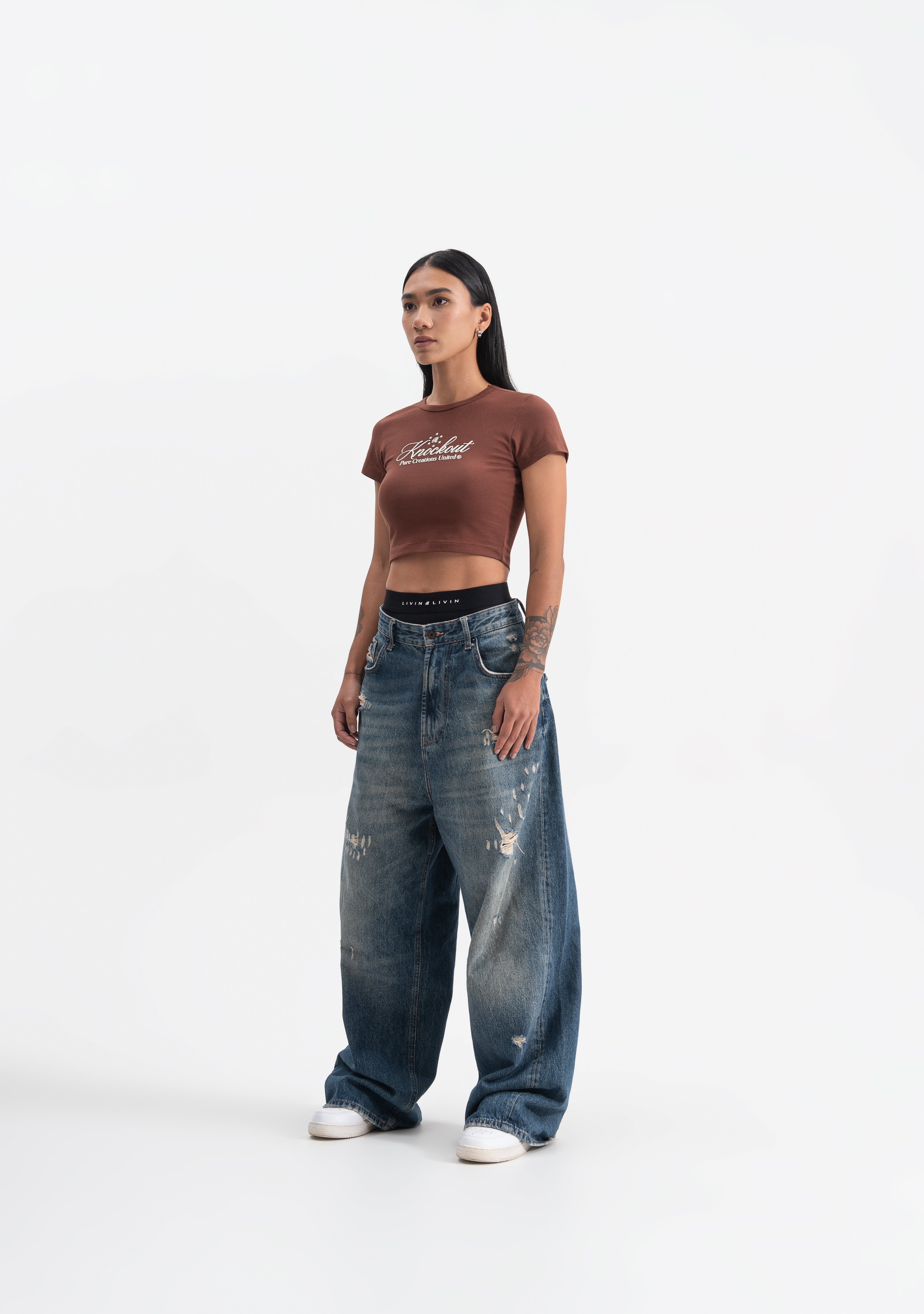 Knockout brown baby tee