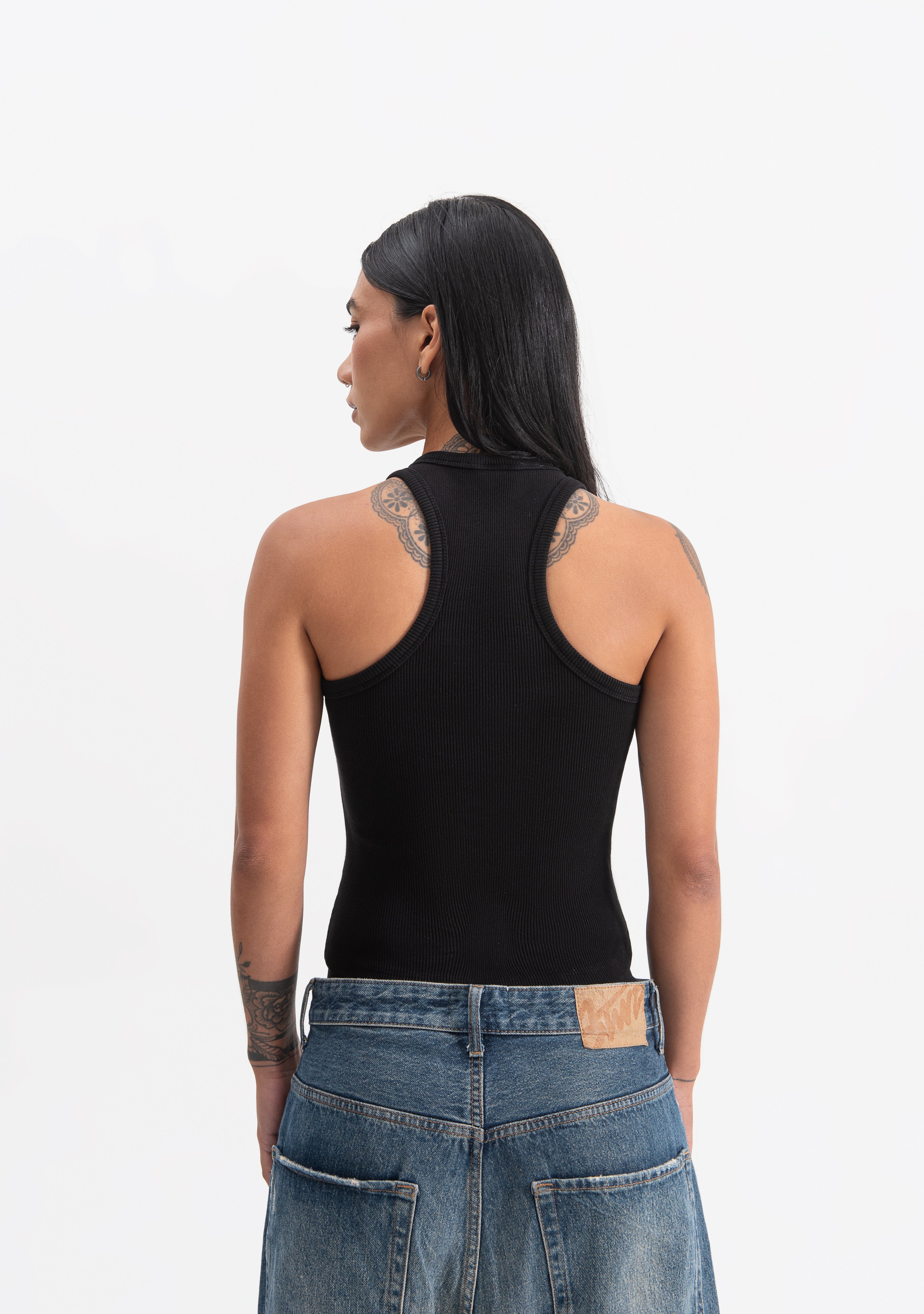 Knockout woman tank top