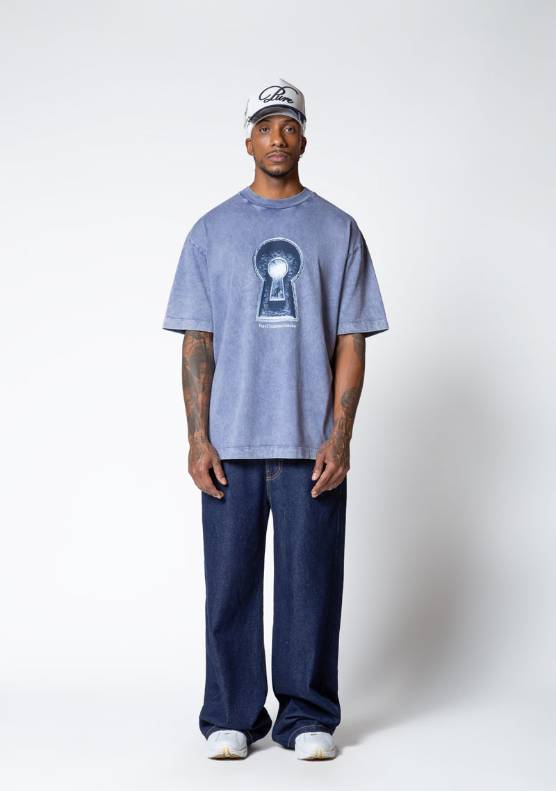 Dopamine blue keyhole t-shirt