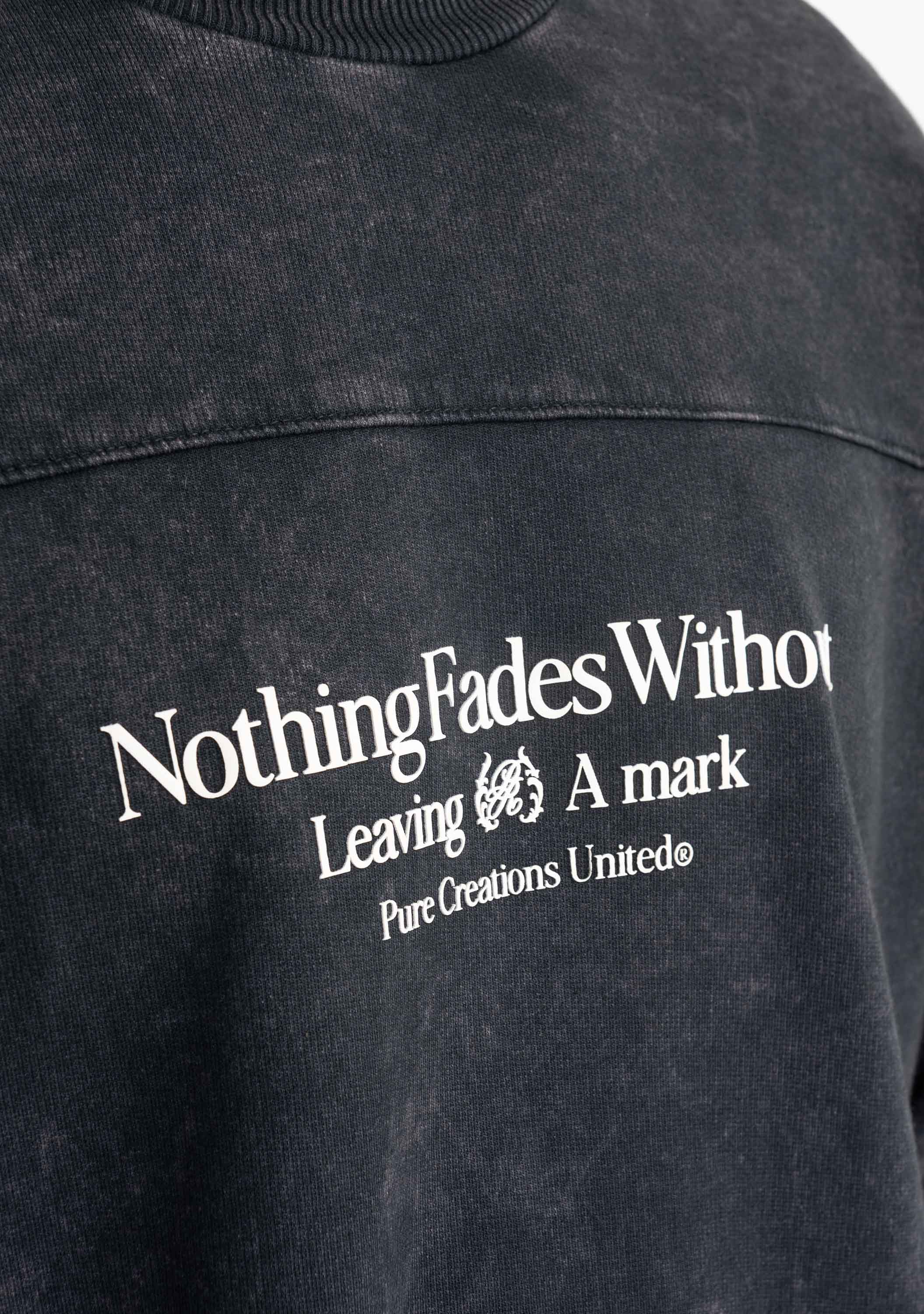 Rustic black Long sleeve t-shirt